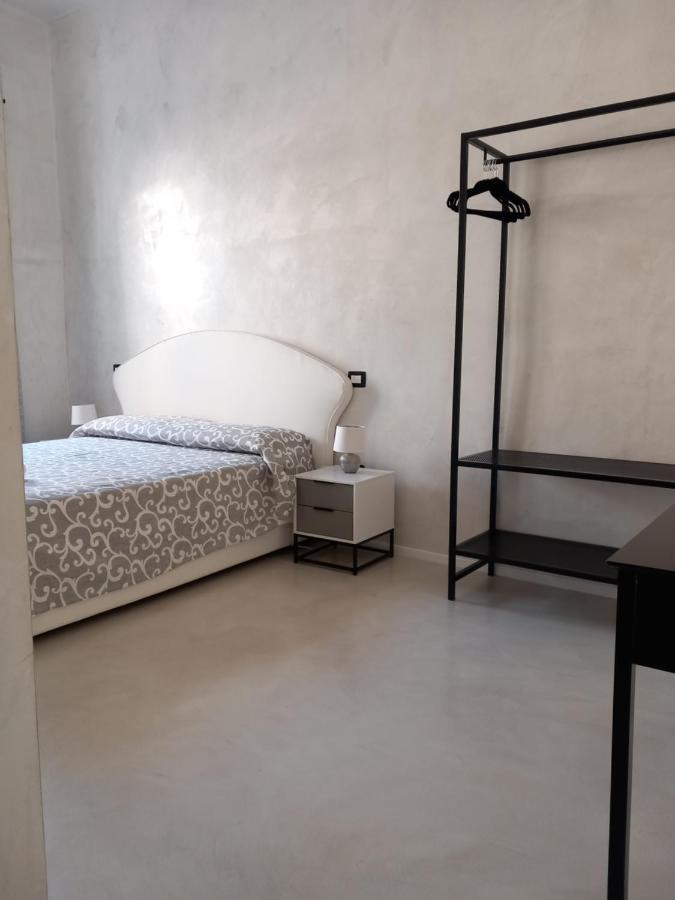 Flower Rooms Cagliari Exterior photo